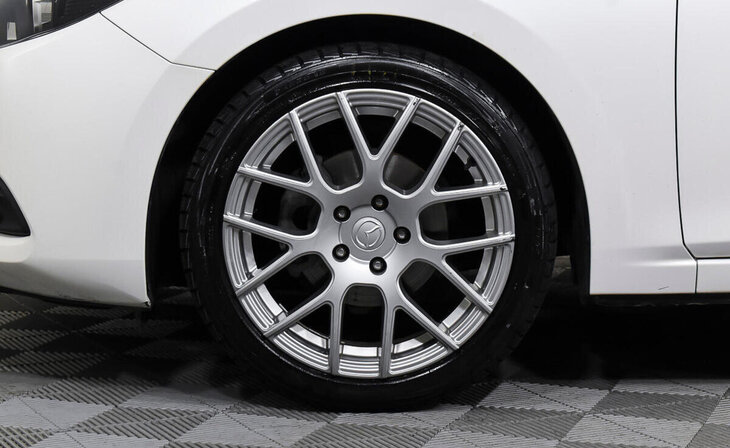 Mazda 3 - Фото 8