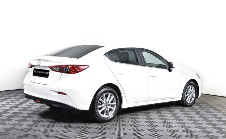 Mazda 3 - Фото 4