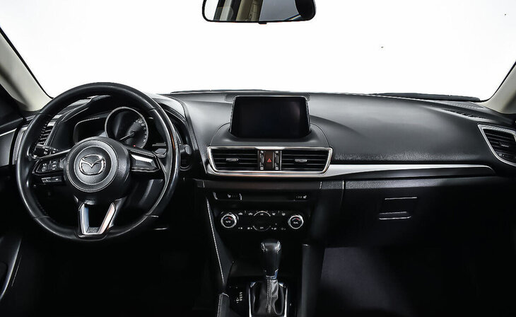 Mazda 3 - Фото 8