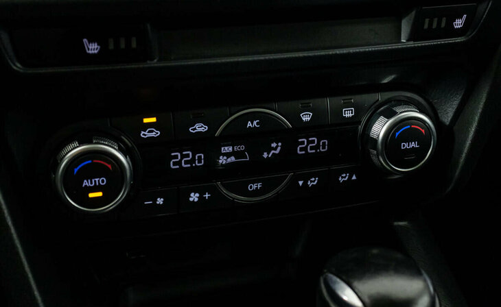 Mazda 3 - Фото 9