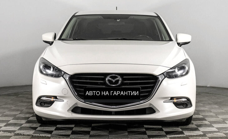 Mazda 3 - Фото 1