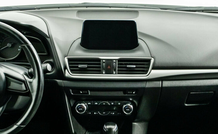 Mazda 3 - Фото 7