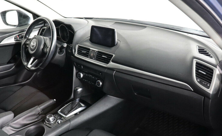 Mazda 3 - Фото 4