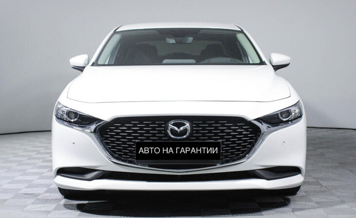 Mazda 3 - Фото 1