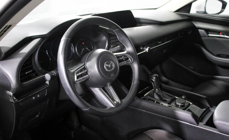 Mazda 3 - Фото 6