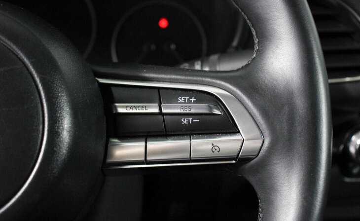 Mazda 3 - Фото 8