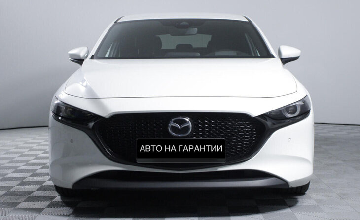 Mazda 3 - Фото 1