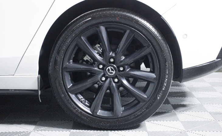 Mazda 3 - Фото 4