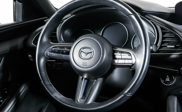 Mazda 3 - Фото 10