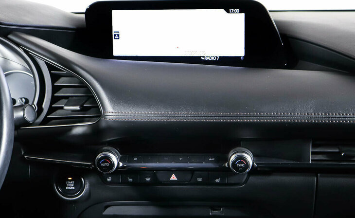 Mazda 3 - Фото 11