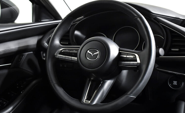 Mazda 3 - Фото 11