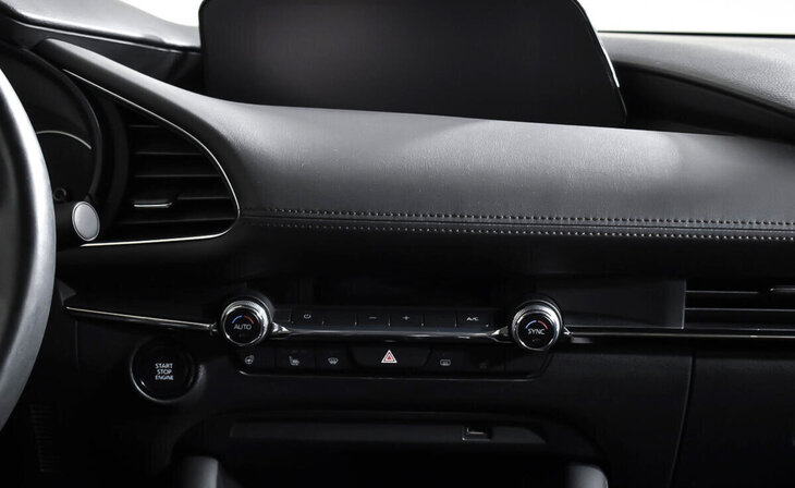 Mazda 3 - Фото 12