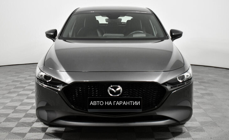 Mazda 3 - Фото 1