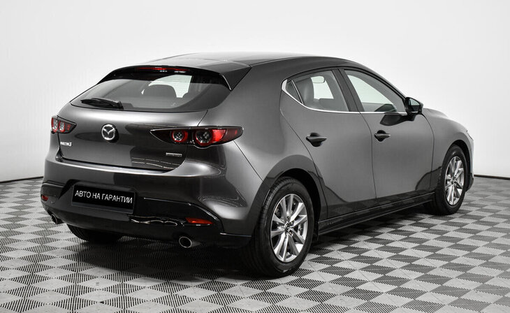 Mazda 3 - Фото 2