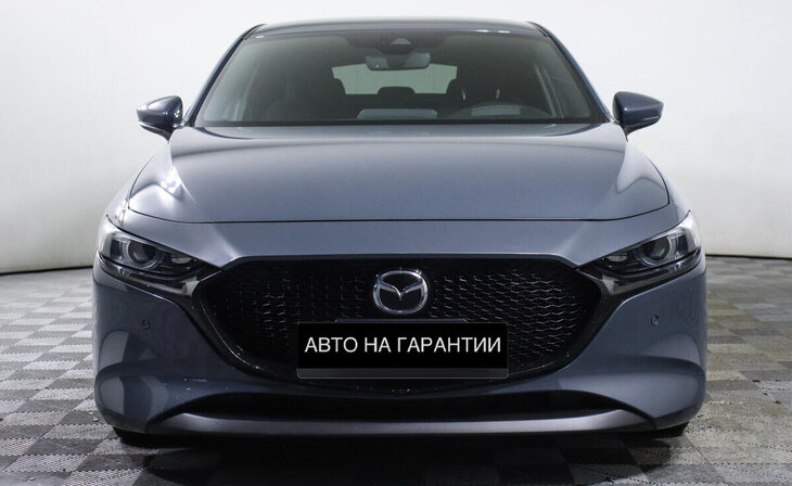 Mazda 3 - Фото 1