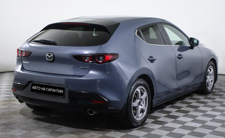 Mazda 3 - Фото 2