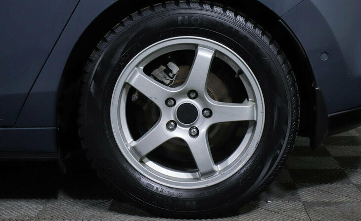 Mazda 3 - Фото 4