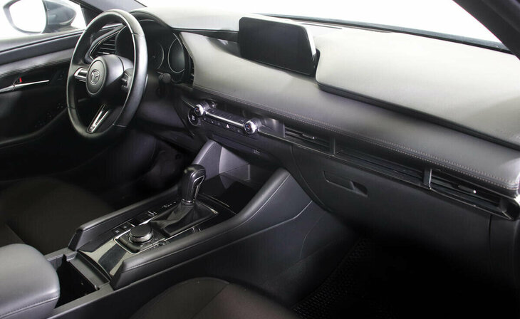 Mazda 3 - Фото 5