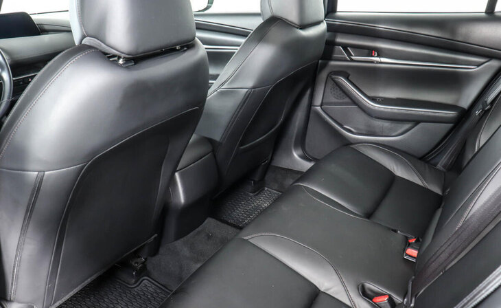 Mazda 3 - Фото 10