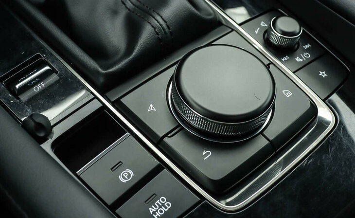 Mazda 3 - Фото 14