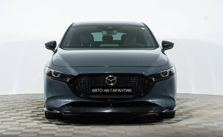 Mazda 3 - Фото 1