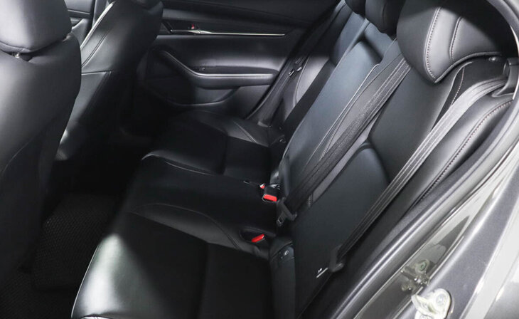 Mazda 3 - Фото 10