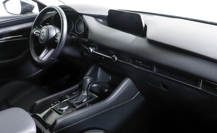 Mazda 3 - Фото 4