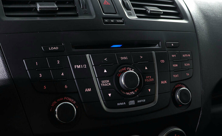 Mazda 5 - Фото 12