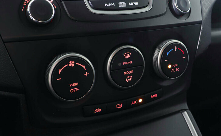 Mazda 5 - Фото 13