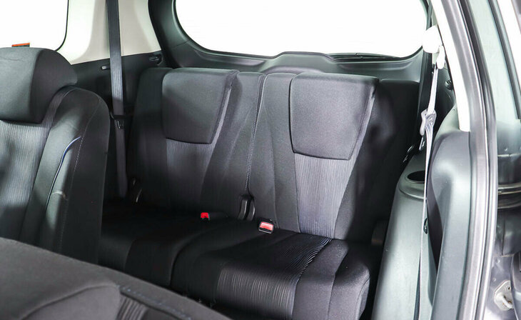 Mazda 5 - Фото 17