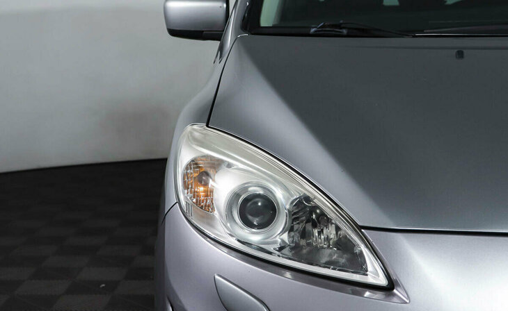 Mazda 5 - Фото 6