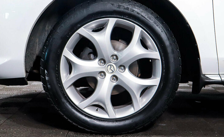 Mazda CX-7 - Фото 9