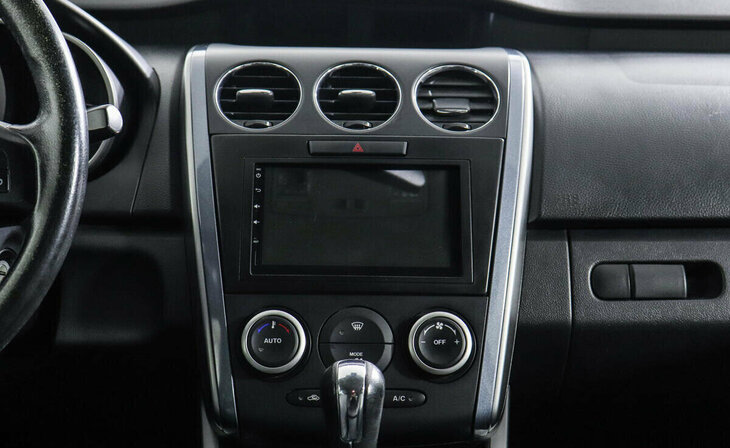 Mazda CX-7 - Фото 8