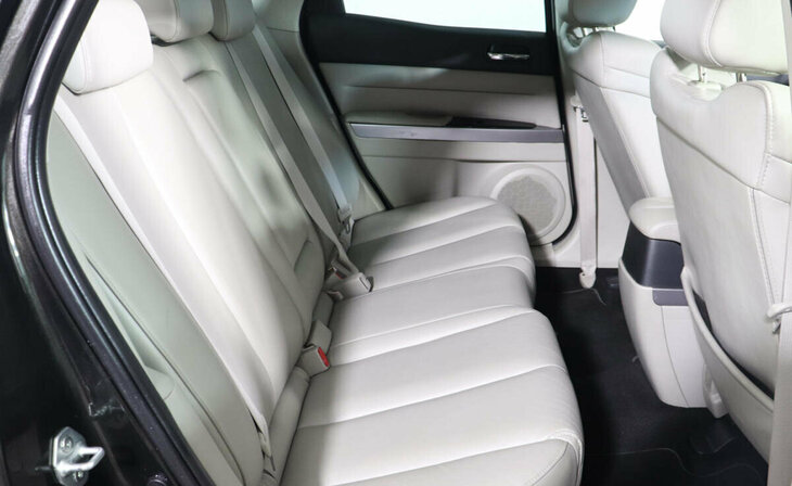 Mazda CX-7 - Фото 11