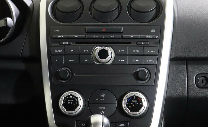 Mazda CX-7 - Фото 8