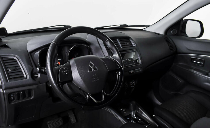 Mitsubishi ASX - Фото 9