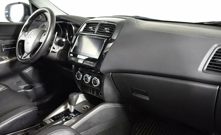 Mitsubishi ASX - Фото 6