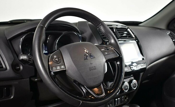 Mitsubishi ASX - Фото 8