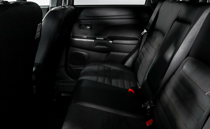 Mitsubishi ASX - Фото 12