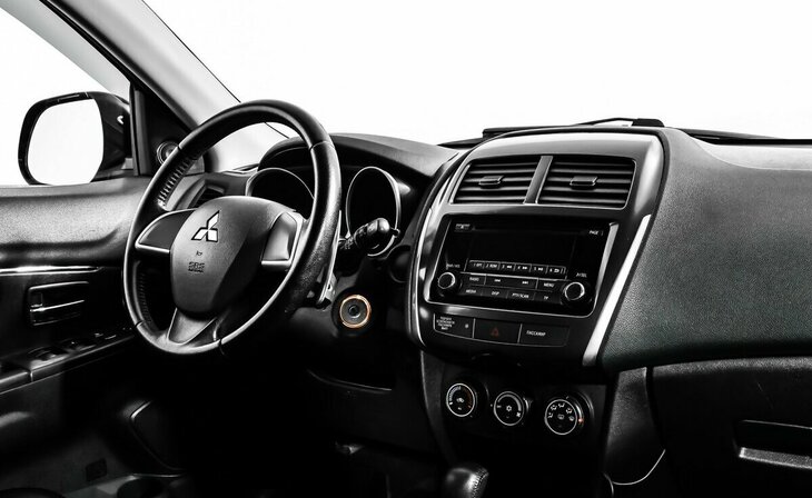 Mitsubishi ASX - Фото 6