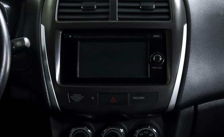 Mitsubishi ASX - Фото 12