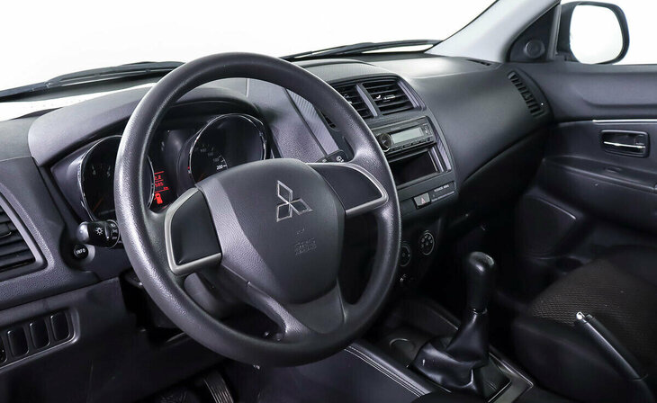 Mitsubishi ASX - Фото 10