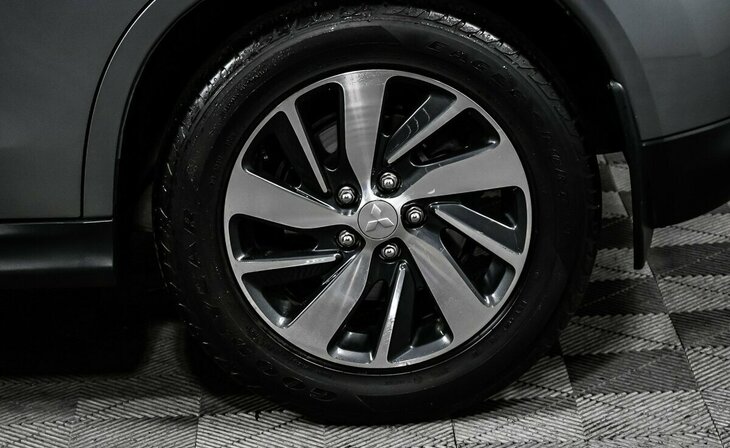 Mitsubishi ASX - Фото 6