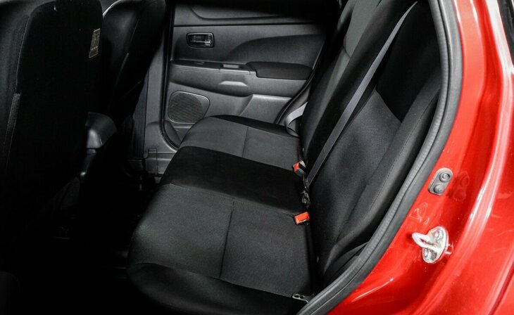 Mitsubishi ASX - Фото 10