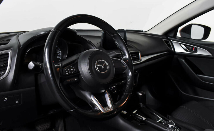 Mazda 3 - Фото 9