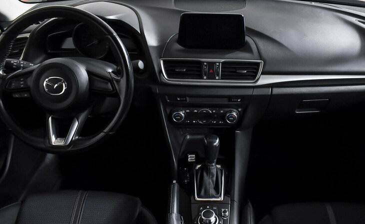 Mazda 3 - Фото 10