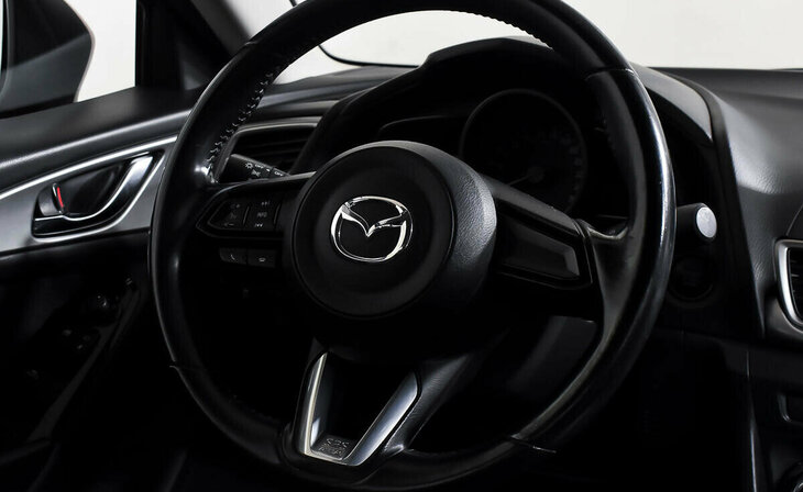 Mazda 3 - Фото 11