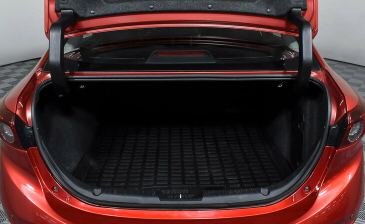 Mazda 3 - Фото 15