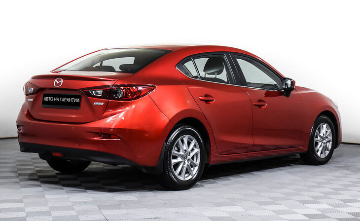 Mazda 3 - Фото 4