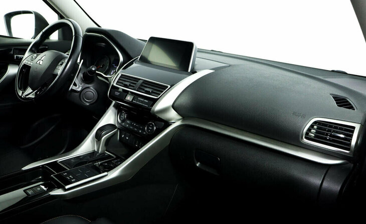 Mitsubishi Eclipse Cross - Фото 8